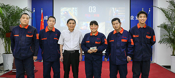 向上大宝娱乐人