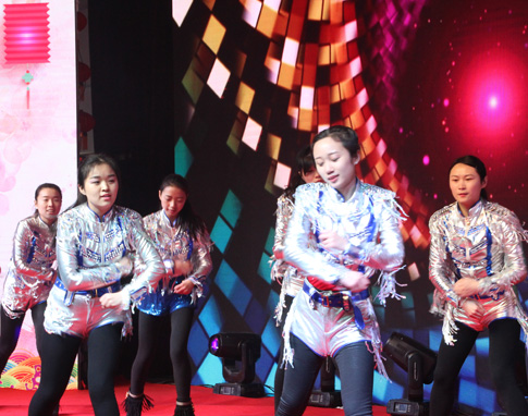 百年大宝娱乐2015年终策划 - 大宝娱乐股份
