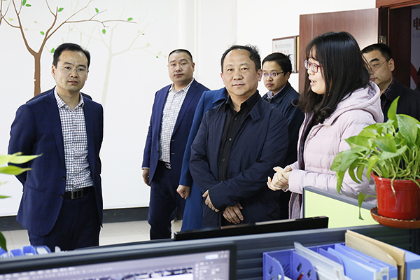河北省工业和信息化厅厅长龚晓峰莅临大宝娱乐